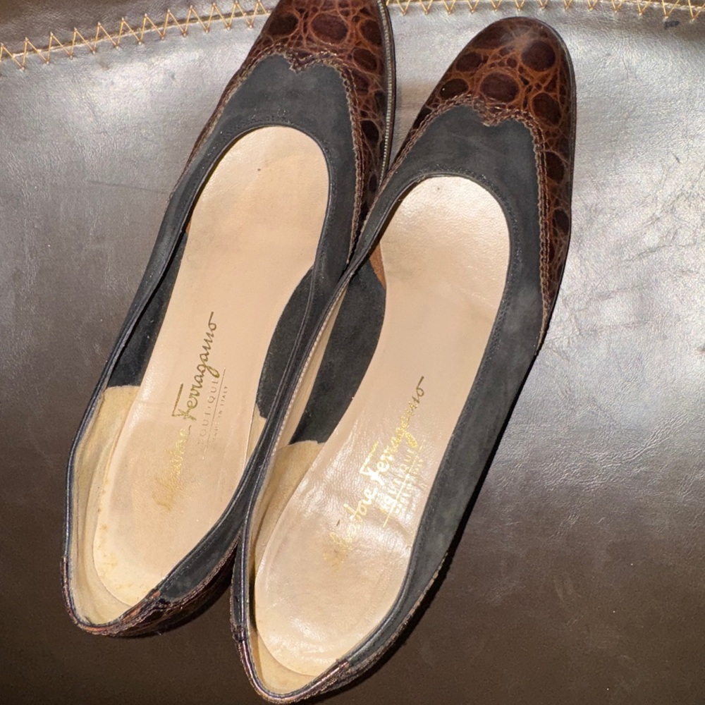 Salvatore Ferragamo Black and Brown Women's Flats